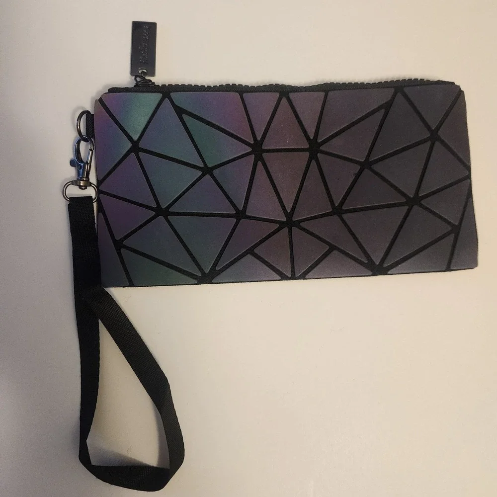 Harlermoon Geometric Holographic Wristlet Clutch Iridescent Luminous Bag Black